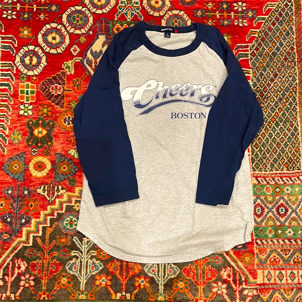 Cheers Baseball Tee Women’s size M